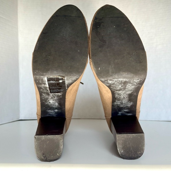 Divided by H&M Platform Block Heel Ankle Booties - Picture 8 of 10